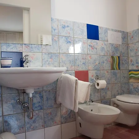 Bed & Breakfast Via Roma 205 3*