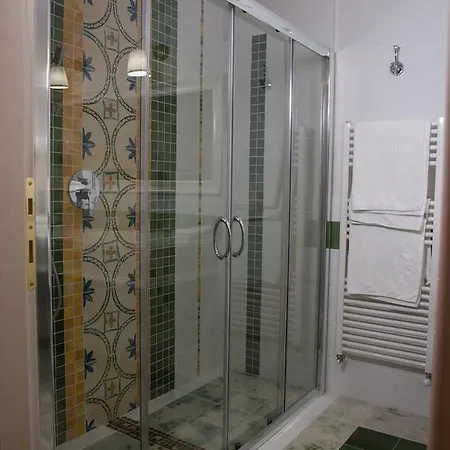 Bed & Breakfast Via Roma 205 3*